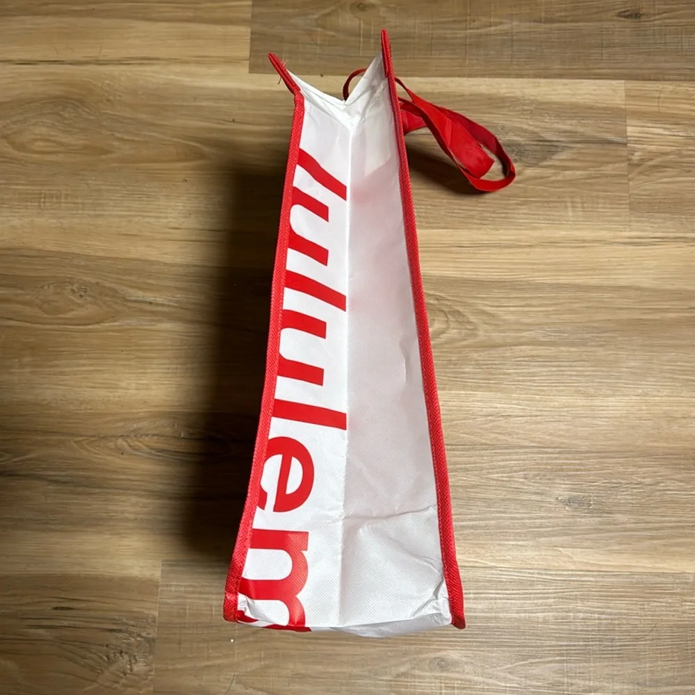 Lululemon Large Reusable Snap Closure Bag - Picture 2 of 4